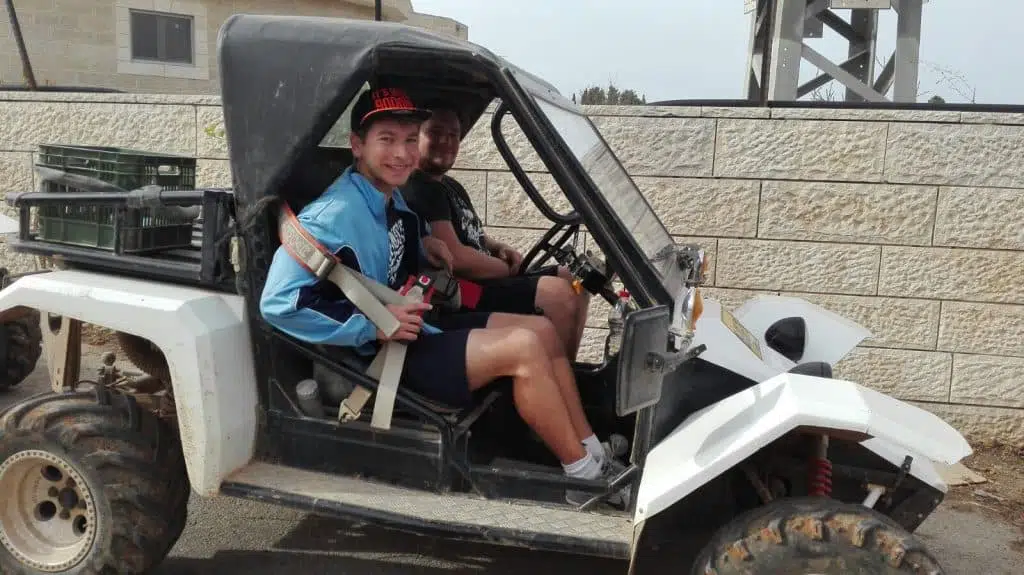 Weekly Updates - Tel Aviv December 22, 2017 9 Gap year in israel - aardvarkisrael