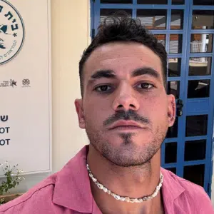 Picture of aviv jerbi