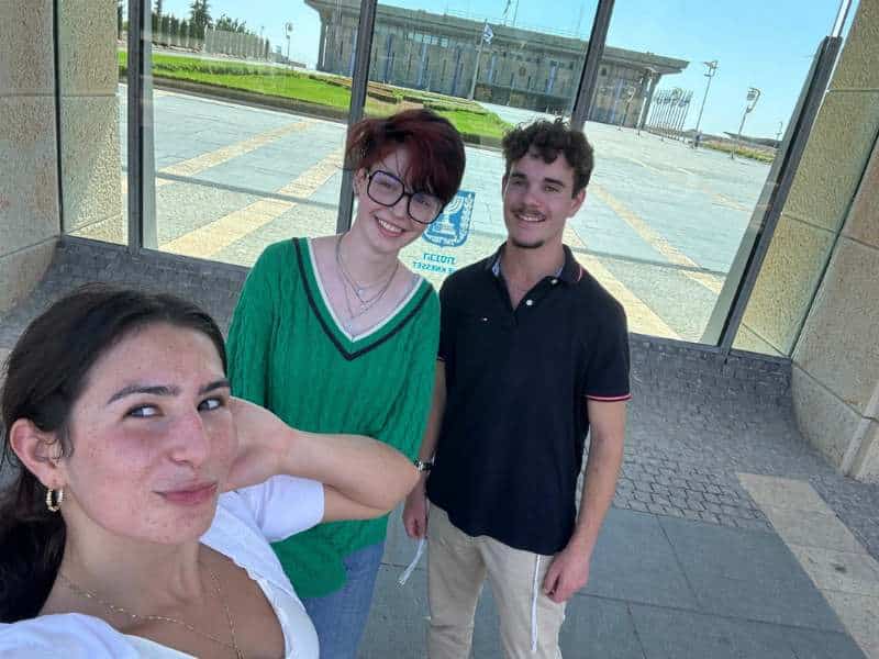 Gap year in israel - aardvarkisrael